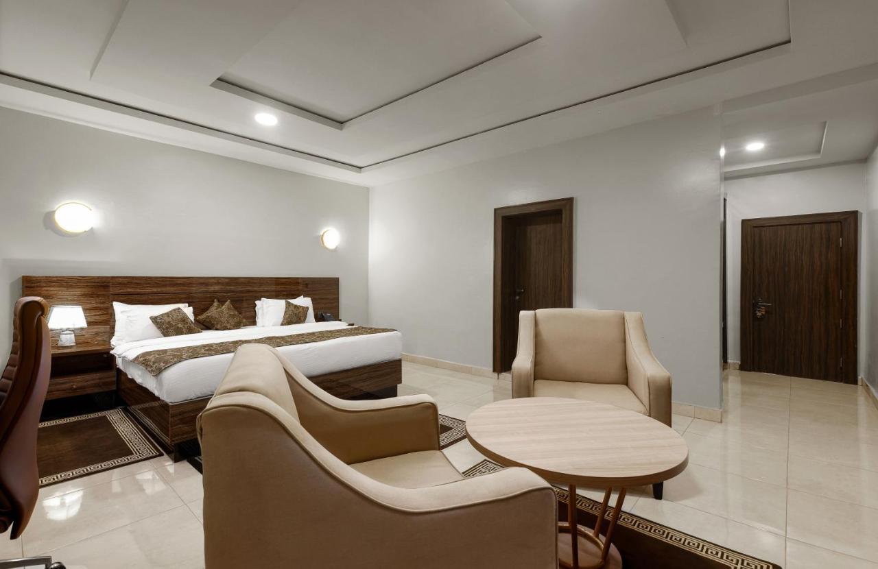 Aveon Hotel อาบูจา ภายนอก รูปภาพ