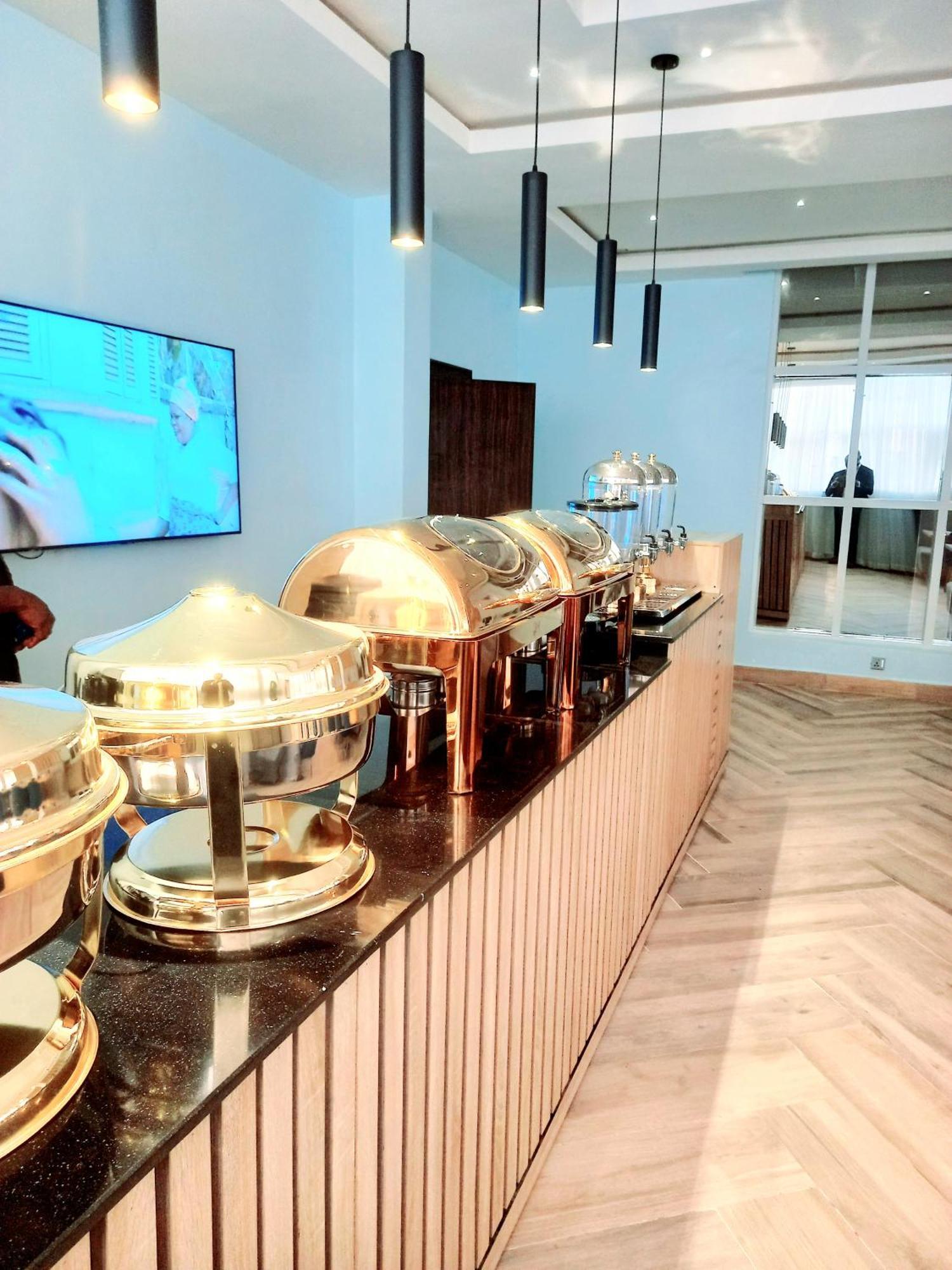 Aveon Hotel อาบูจา ภายนอก รูปภาพ